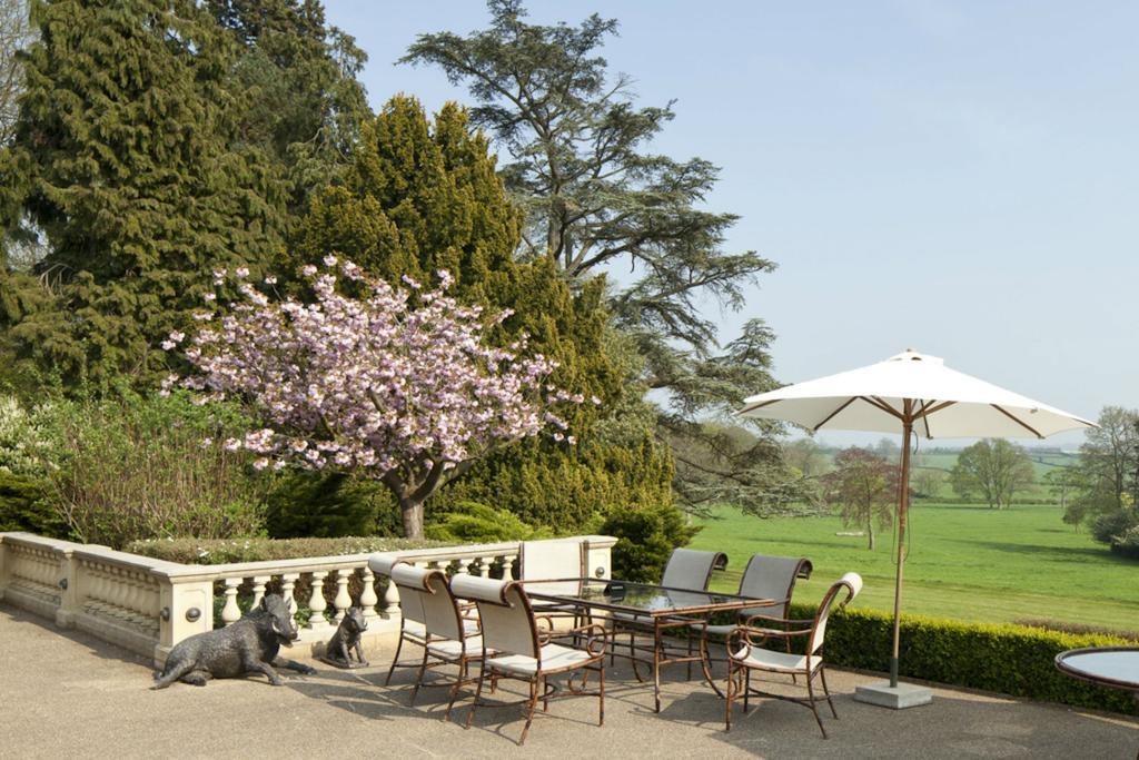 Kilworth House Hotel And Theatre Lutterworth Exteriör bild